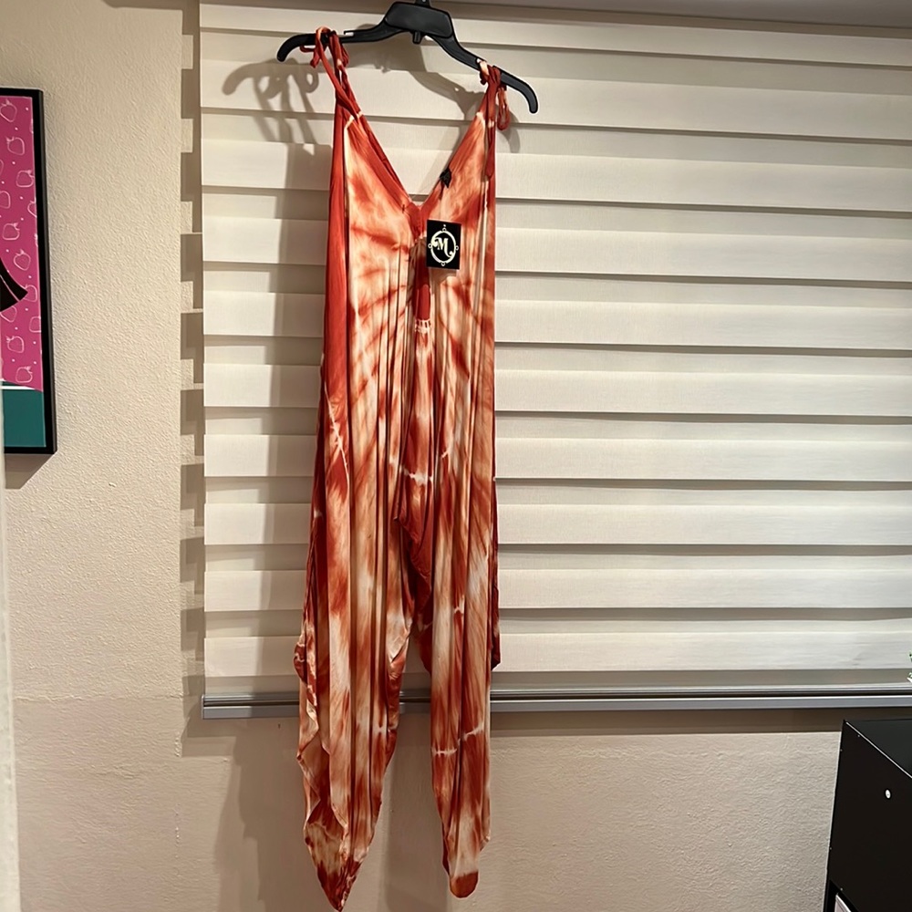 Gold Flame Color. Size Small. Brand New with Tags.